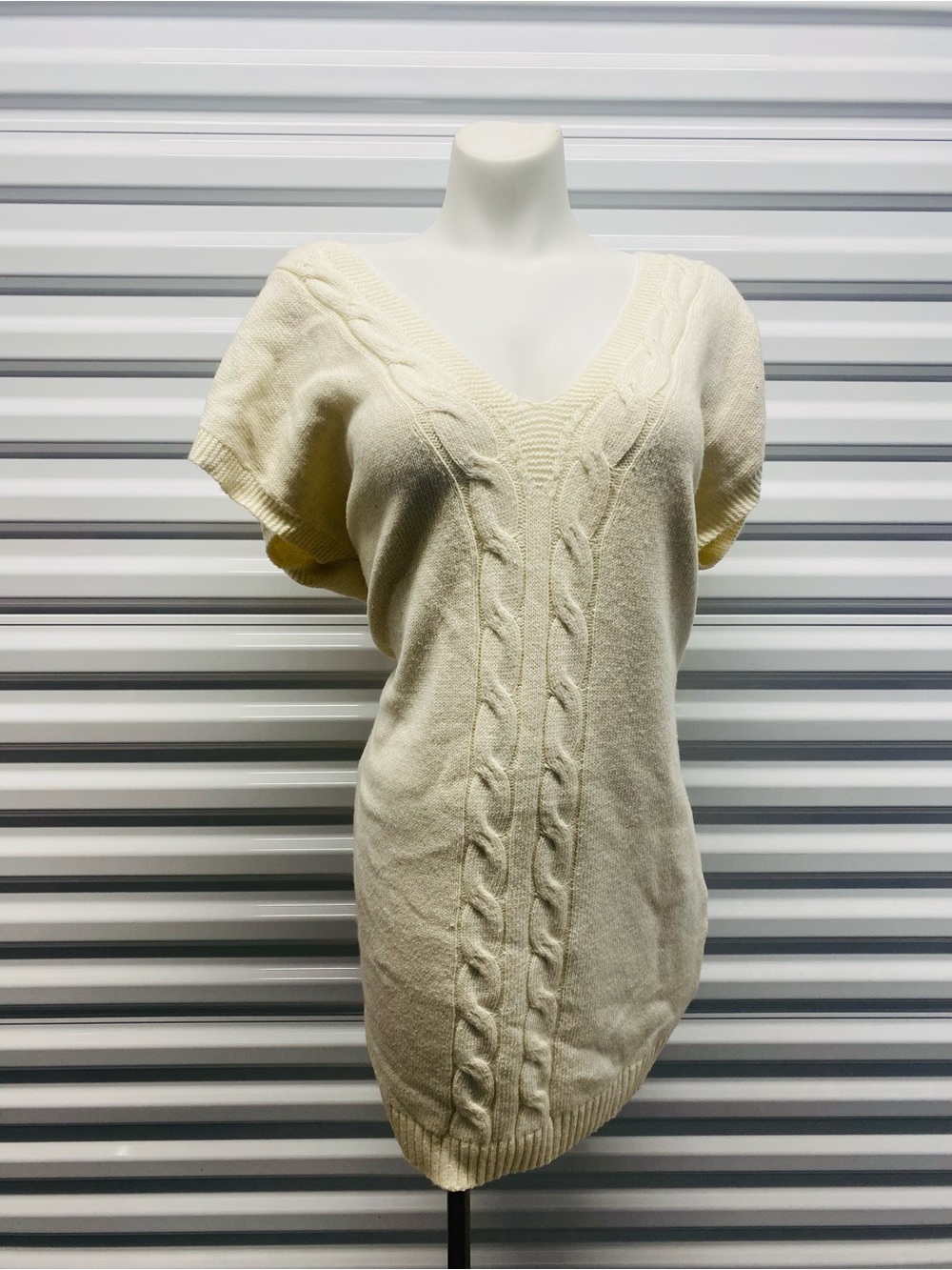 V-Neck Cream Cable Knit Short Sleeve Dress